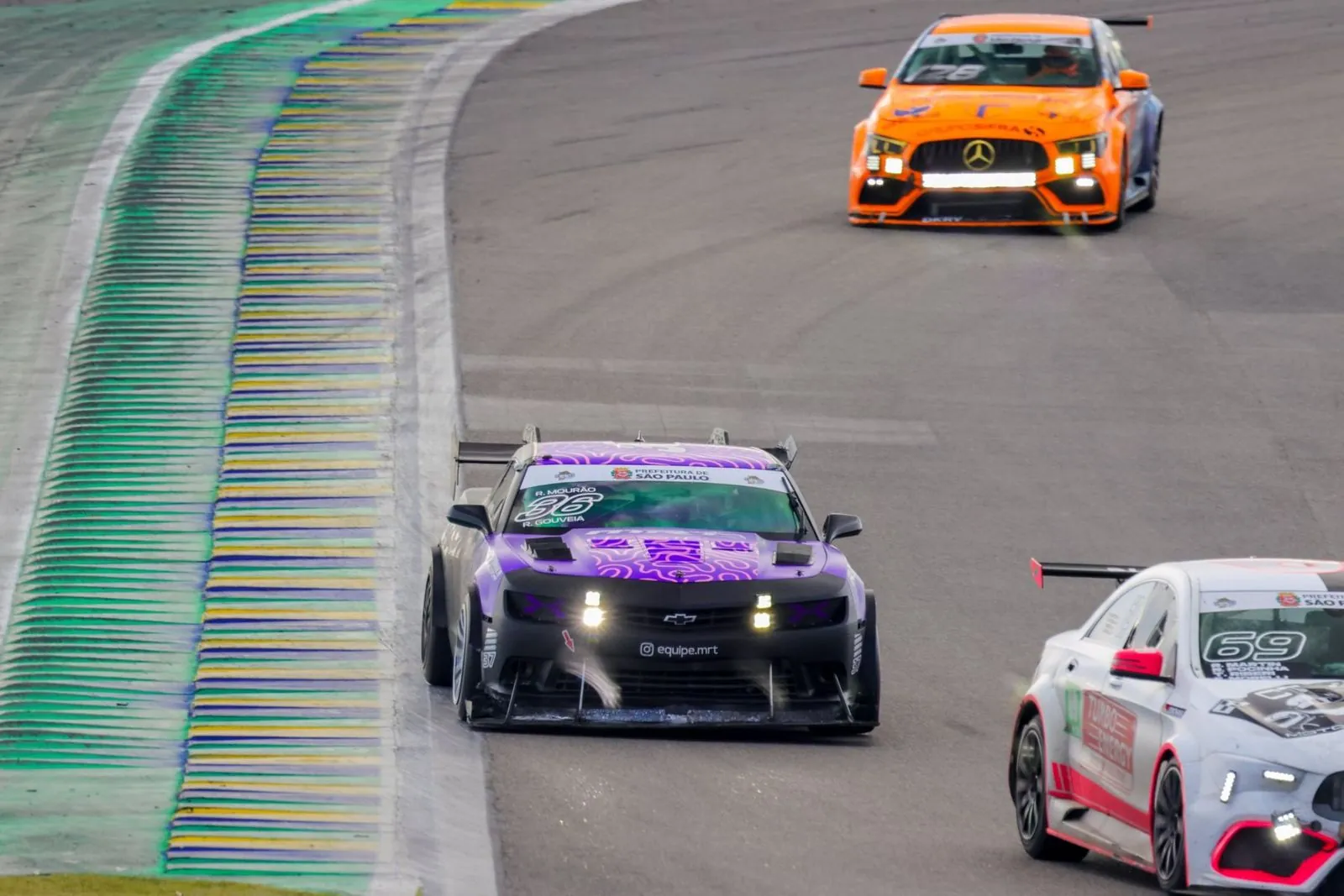 Camaro The Chaser número 36 em Interlagos